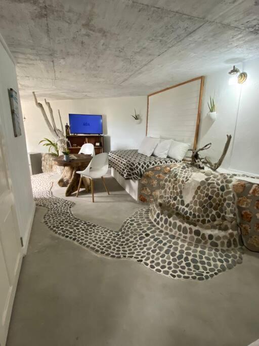 Forever Beach Apartment Sheerness エクステリア 写真