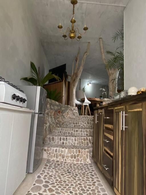 Forever Beach Apartment Sheerness エクステリア 写真